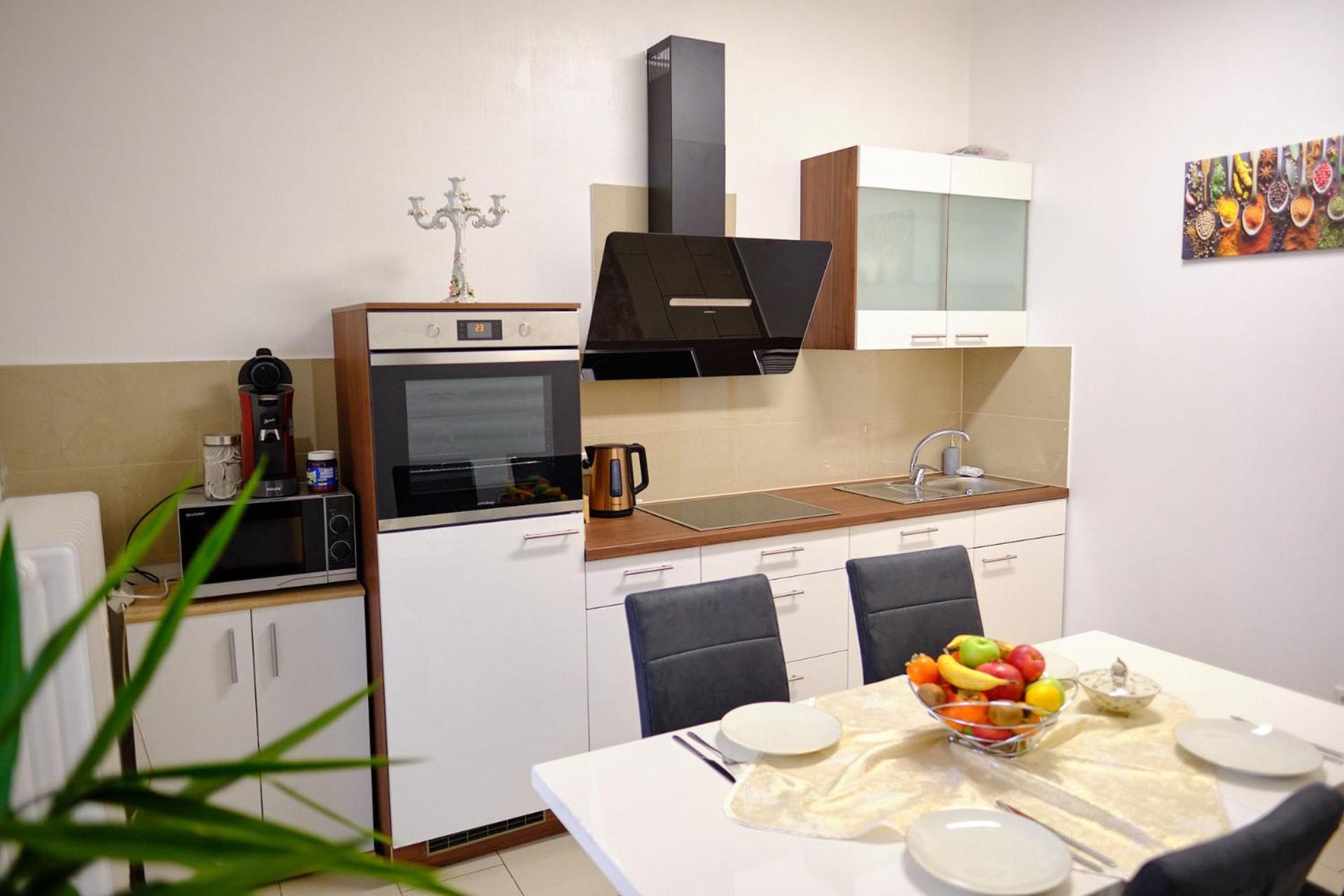 Primetime Suite Fuer 8+Kueche/Wifi Essen Zewnętrze zdjęcie